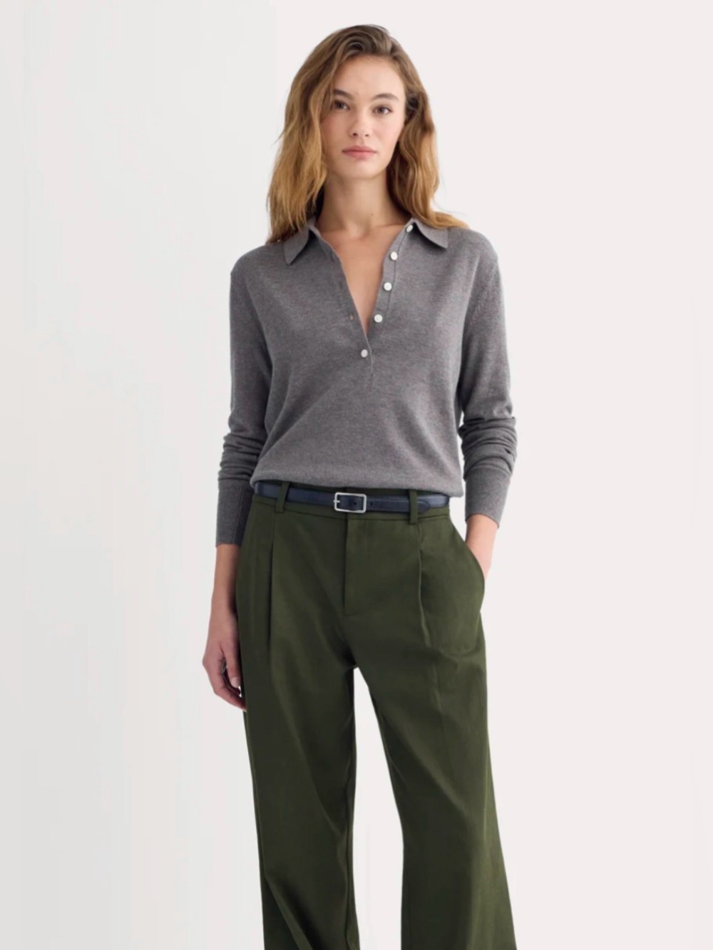 Everlane Wide-Leg Trouser in Buttersmooth Fabric in Dark Green Size 8L EUC
